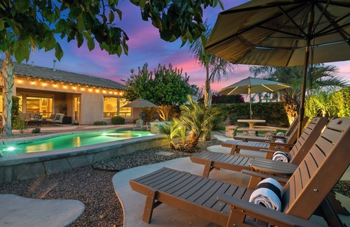 Rancho Santana Casa | RETIRO DE LUJO CERCA DE COMPRAS COMEDOR GOLF Y FESTIVALES - EXPANSIVO HOGAR + CASITA