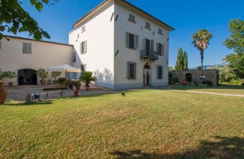 Vinci Villa | Villa di Vinci by Interhome