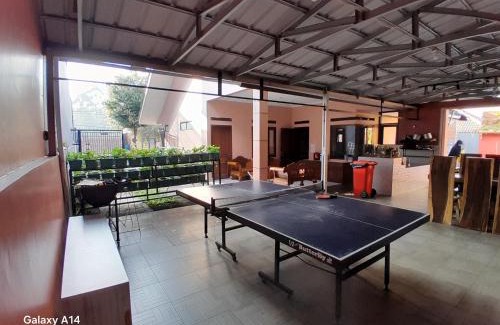 Parongpong Villa | Villa Dinar Garden Lembang