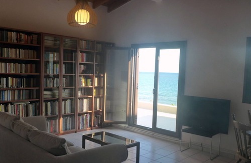 Mola Kalyva Villa | villa frente al mar