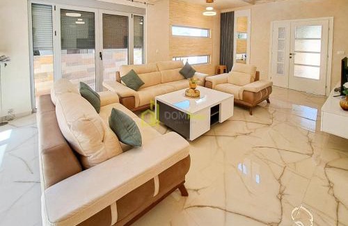 Bar Villa | Villa Dobra Voda