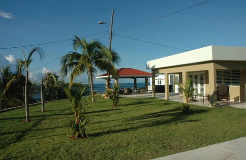 Camino Nuevo Casa | VILLA "DON PEPIN" VILLA FRENTE AL MAR CON PISCINA AL AIRE LIBRE!