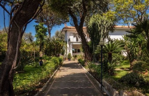 Sorrento City Centre Villa | APARTAMENTO EN VILLA MARAVILLOSA en Sorrento CENTRO FRENTE AL MAR