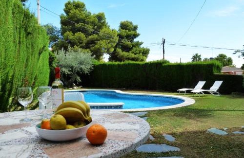 Cunit Villa | VILLA DORADA
