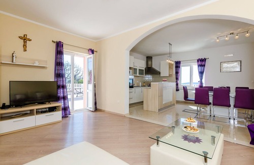 Pridvorje Villa | Villa Dragić- Villa de tres dormitorios con piscina, terraza y vistas al mar