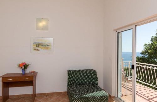 Plat Apartamento | Villa Dubravka - Superior Studio Apartment with Balcony and Sea View Apartman 3