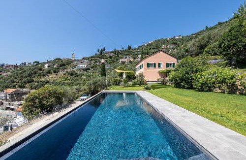 Zoagli Villa | VILLA DUFOUR 1 Lusso, Spazio e Vista Mare
