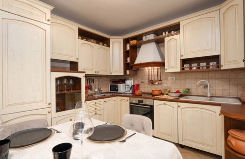 Gulici Villa | Villa Duga in Poreč for 12 people with sea view & only 1,2 km from beach