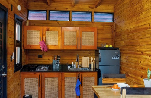 La Entrada Cabina | Villa Dulce Refugio