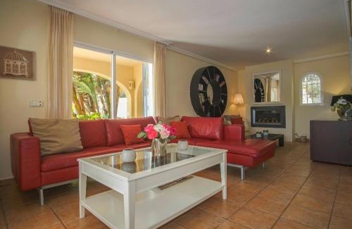 Altea la Vella Villa | Villa El Paradiso Your Private Oasis in Altea