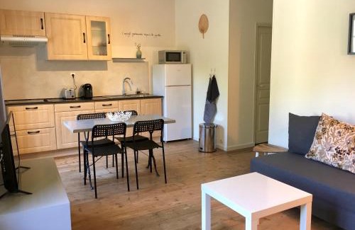Saint-Jean-d'Angely Apartamento | Villa Elda