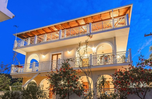 Alikanas Villa | Villa Eleni para hasta 8 personas