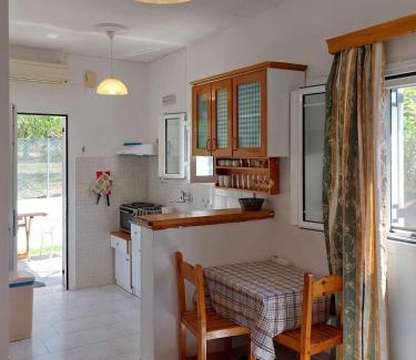 Agios Gordios Apartamento | Villa Eleni (Studio 2) Fully equiped, near the sea