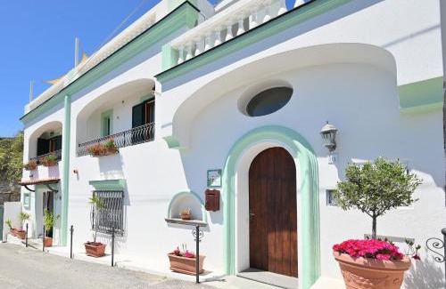Succhivo Casa | Villa Eleonora, un angolo di Paradiso ad Ischia
