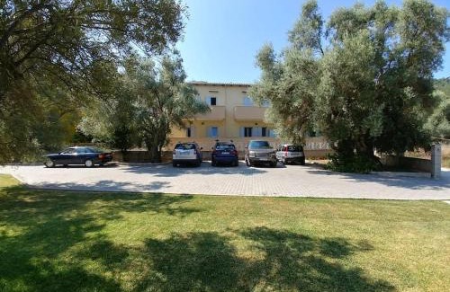 Frinion Apartamento | Villa *ELIA*/5' from town & sea/Mountain view