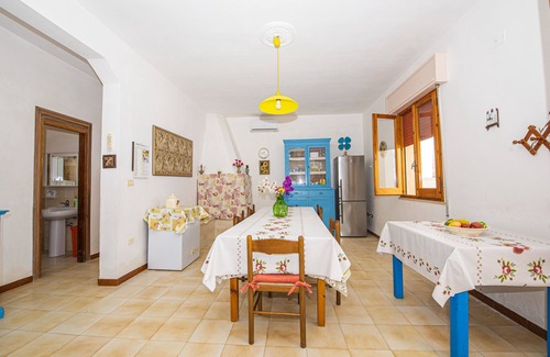 Torre Castiglione Casa | Villa Elisa a tiro de piedra del mar