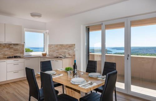 Rasa Casa | Villa Ema, a beautiful villa with a wonderful view of the sea