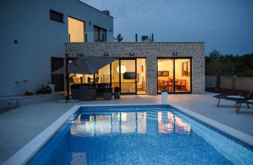 Jursici Villa | Villa EmMa Istria in Central Istria with sea view, pool heating and underfloor heating