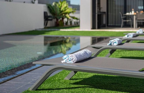Montes de Alvor Villa | Villa Emma - Villa de lujo de 5 dormitorios con piscina y jacuzzi Alvor