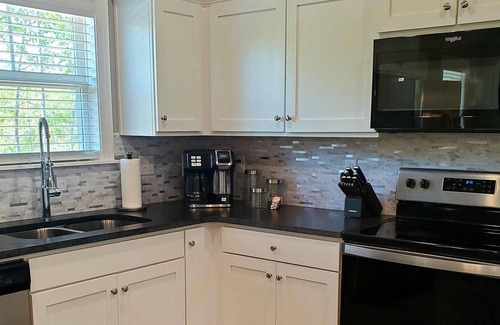 Holiday Island Casa | Villa Emory on the Lake. Close to Eureka Springs