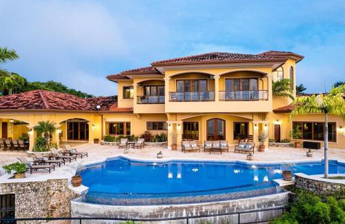 Playa Hermosa Casa | Villa Encantada