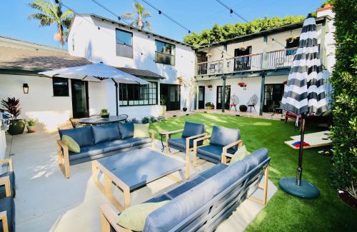 Alamitos Beach Casa | Villa Encanto- LUXE Spanish Villa with 6 KING Bedrooms, Courtyard and New Game Room