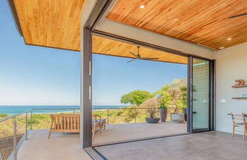 Nosara Villa | Villa Enlightened/Ocean View/Walk to Beach