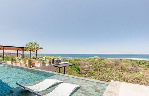 Nosara Villa | Villa Enlightened/Ocean View/Walk to Beach
