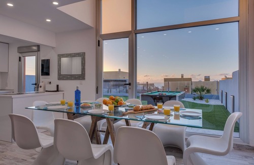 Caleta de Fuste Villa | Vista Atlantico Luxury Home