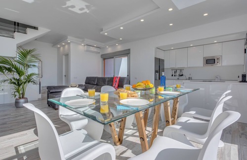 Caleta de Fuste Villa | Vista Atlantico Luxury Home