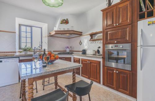 Buger Casa | Villa Es Puig