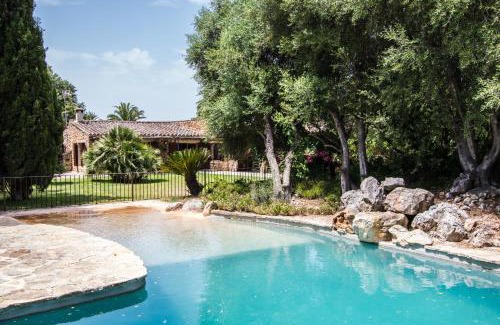 Buger Casa | Villa Es Sestadors By homevillas360