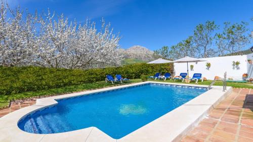 Antequera Casa | Villa Paqui Villanueva de la Concepción by Ruralidays