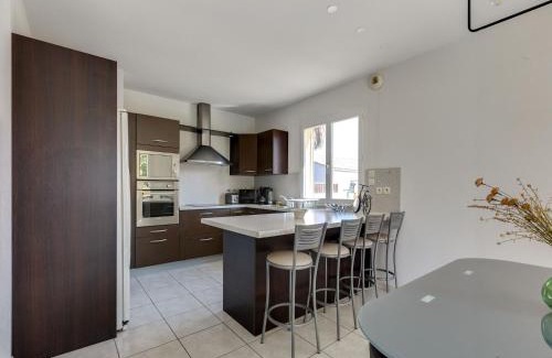 Pinet Casa | Villa Escape Near Etang de Thau