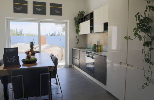 Esmeralda Villa | Lujosa villa en A +++ Ubicación con piscina privada y terraza con vista al mar