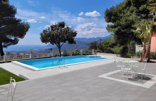Ogliara Casa | VILLA ESMERALDA