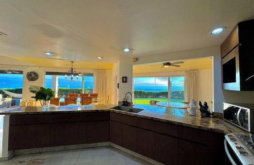 La Puntilla Villa | Family villa in front of the sea