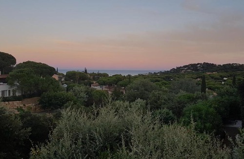 La Nartelle Villa | Villa familiale Le Citronnier avec piscine, vue exceptionnelle à Sainte Maxime