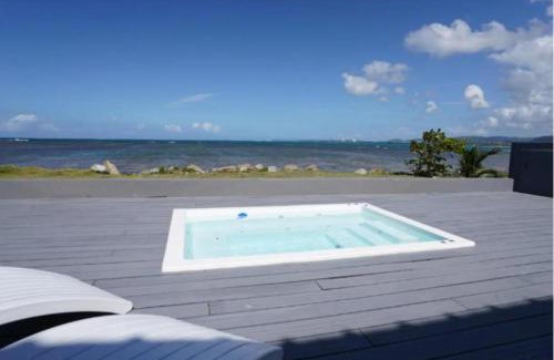 Dos Bocas Apartamento | Villa Familiar frente al mar Puerto Rico