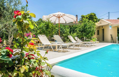 Argostoli Town Villa | Villa Fanari: esta villa incluye una piscina privada, WIFI y aire acondicionado