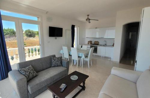 Marina di Felloniche Apartamento | Villa Felloniche on Seashore