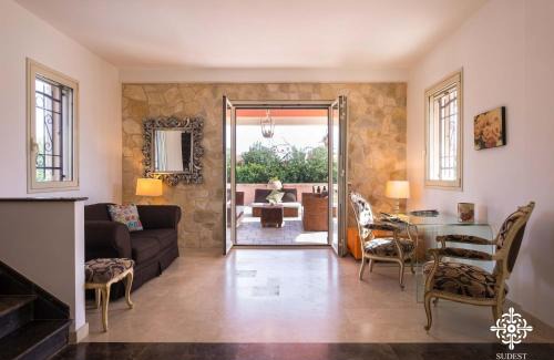 Caucana-finaiti-casuzze-finaiti Nord Villa | Villa Festosa - Luxury retreat by the beach