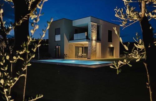 Labinci Villa | Villa Fiducia - Luxury Villa With Private Pool