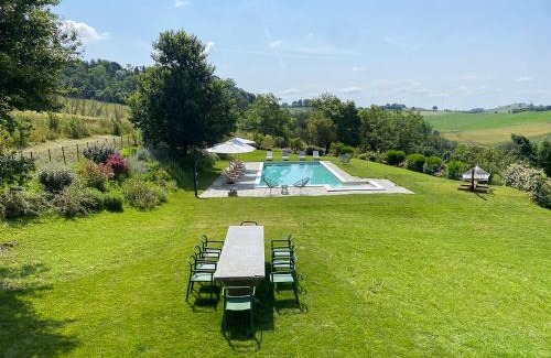 Moncalvo Cama Y Desayuno | Villa Fiori B&B