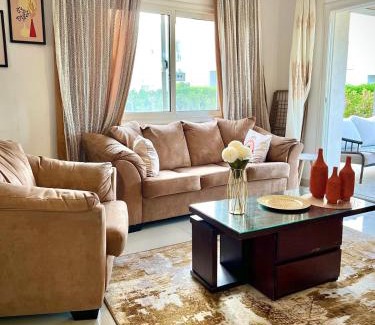 Shurtah al-Dakhlah Villa | Villa first row seaview amwaj