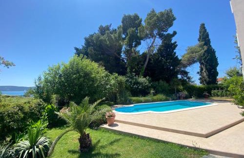 Kastel Gomilica Apartamento | Villa Flora