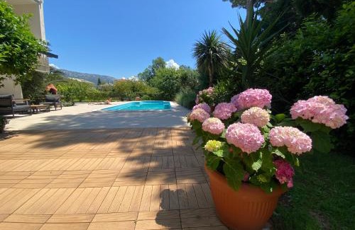 Kastel Gomilica Apartamento | Villa Flora