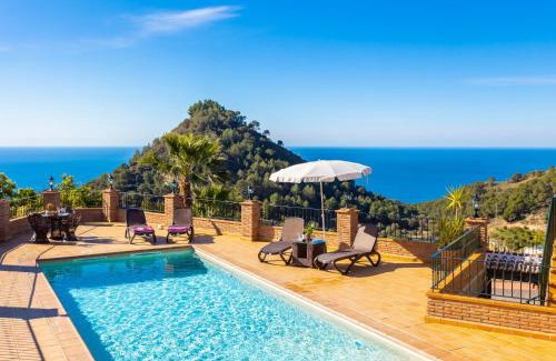 Nerja Villa | Villa Flores