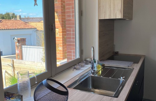 Jard-sur-Mer Villa | Villa for 10 people, 5 minutes' walk from town center, port and beach