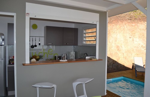 Trois-Ilets Villa | Personas Villa 2,4,6 en Trois Ilets, Martinica, vistas al mar, piscina, wifi, tranquilo